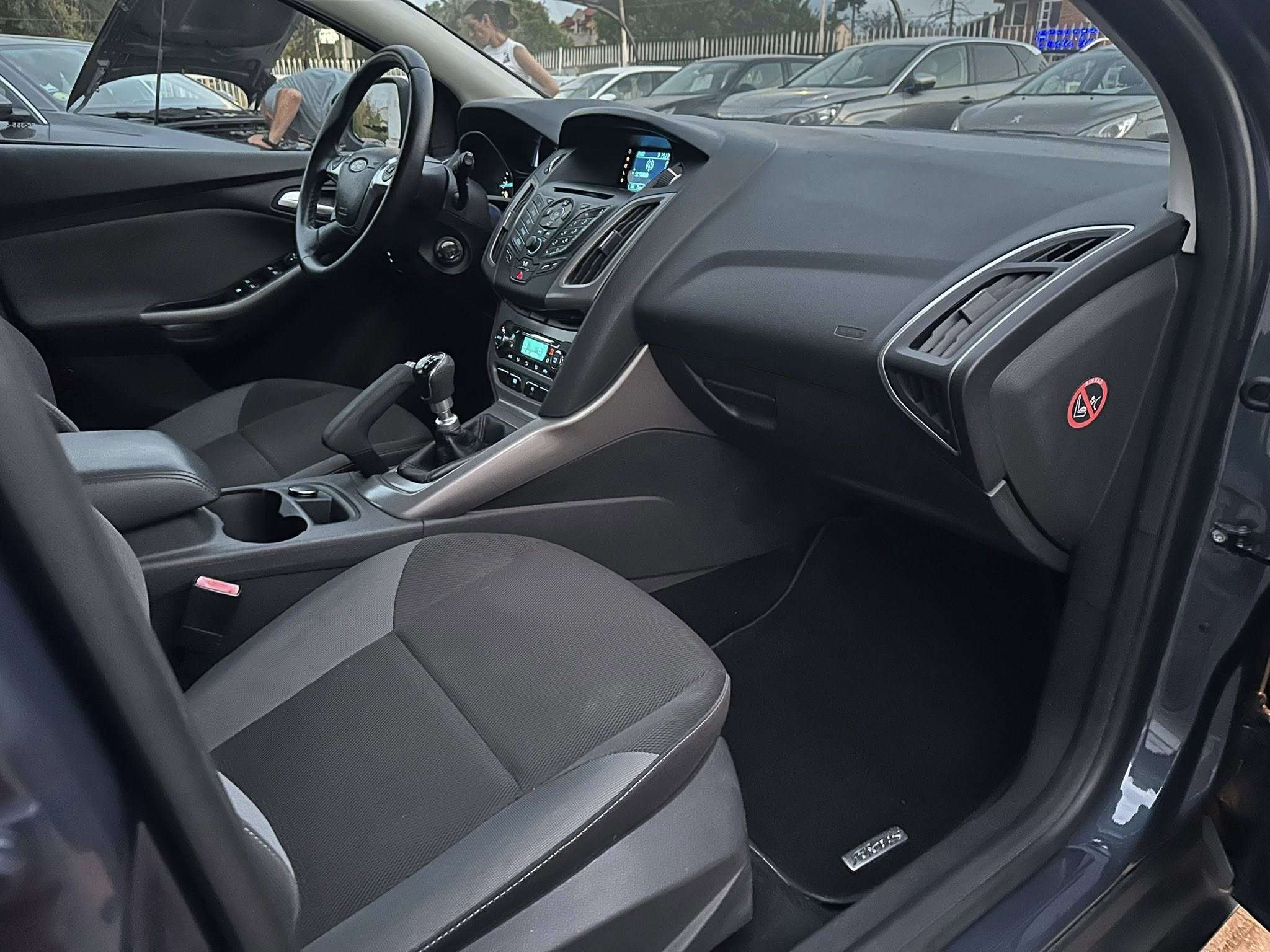 
								FORD FOCUS – 1.6 TDCI – 2014 full									