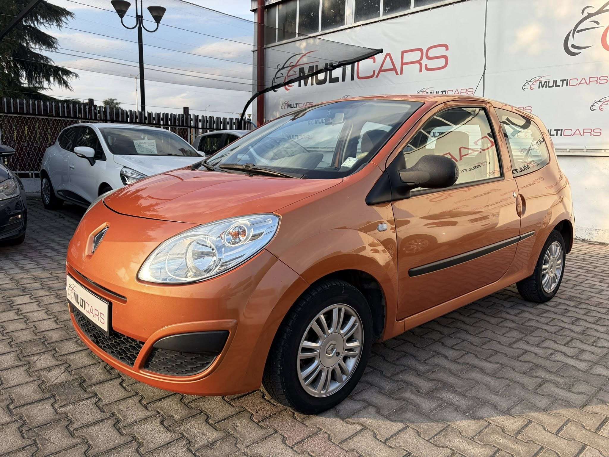RENAULT TWINGO - 1.2 - 2009