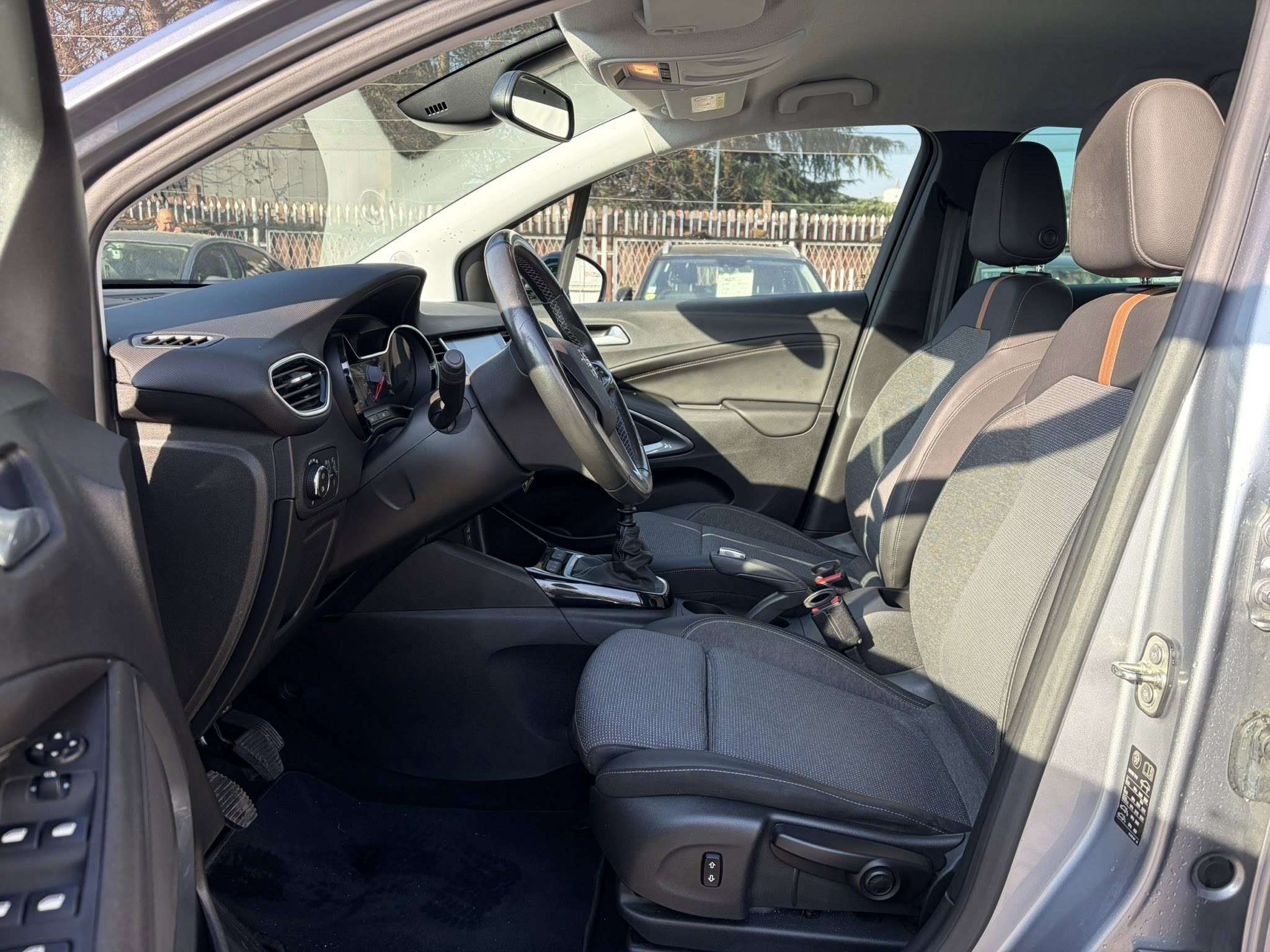 
								OPEL CROSSLAND – 1.2 – 2021 full									