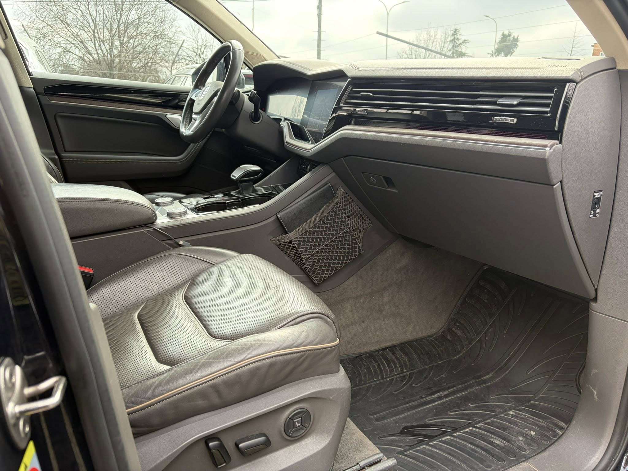 
								VW TOUAREG 4Motion (4×4) – 3.0 TDI – 2020 full									