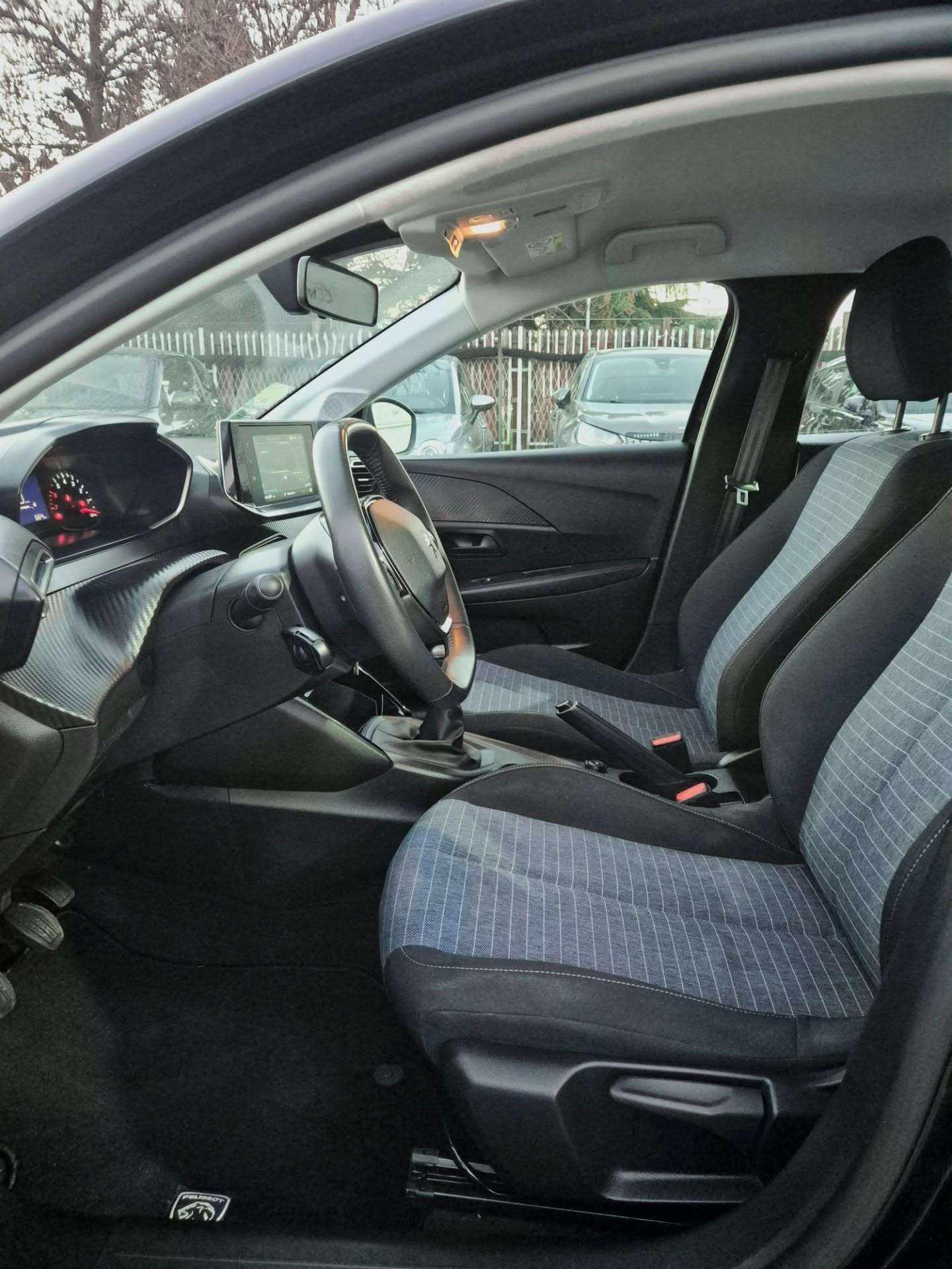 
								PEUGEOT 208 – 1.5 HDI – 2022 full									