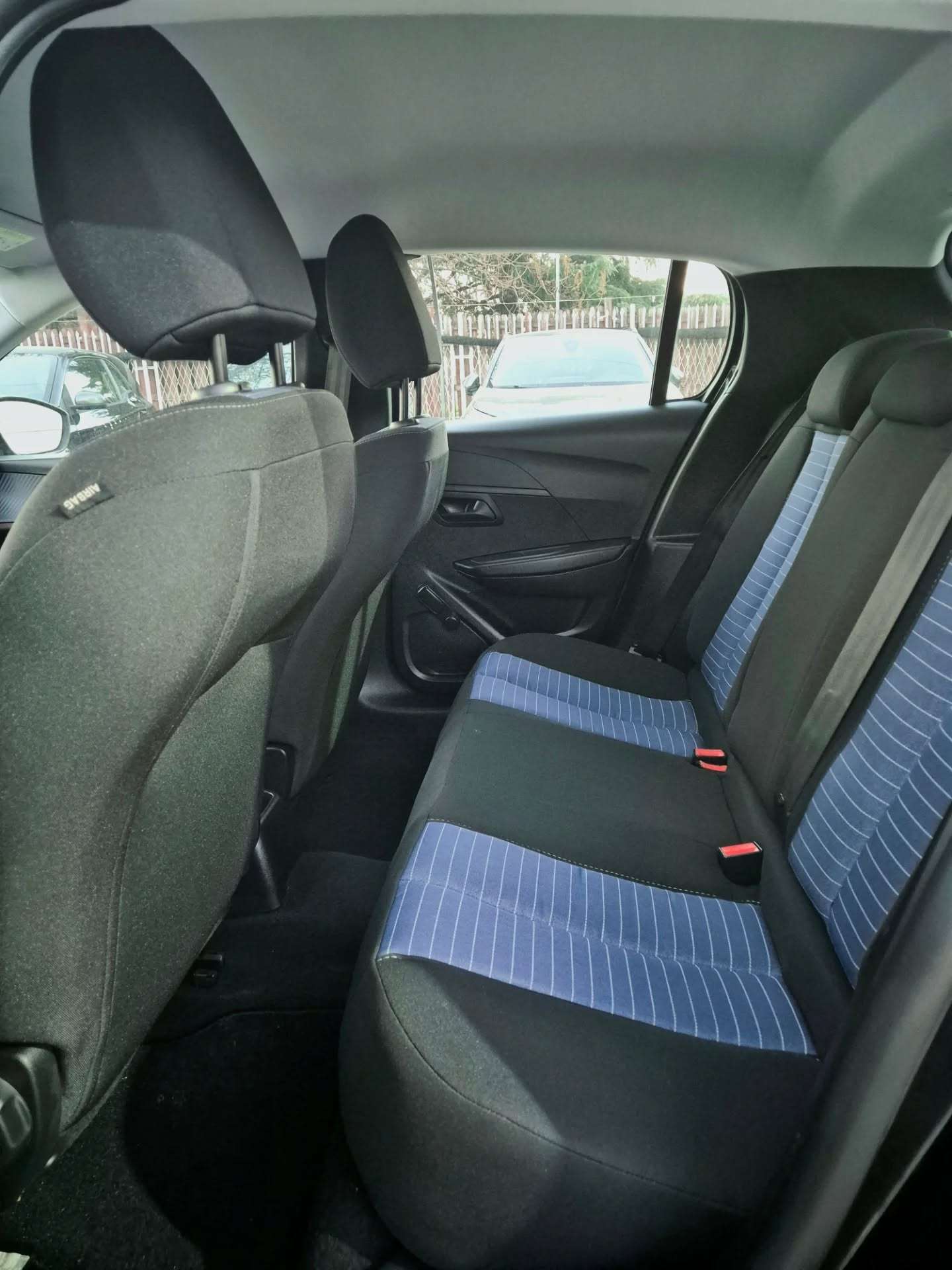 
								PEUGEOT 208 – 1.5 HDI – 2022 full									