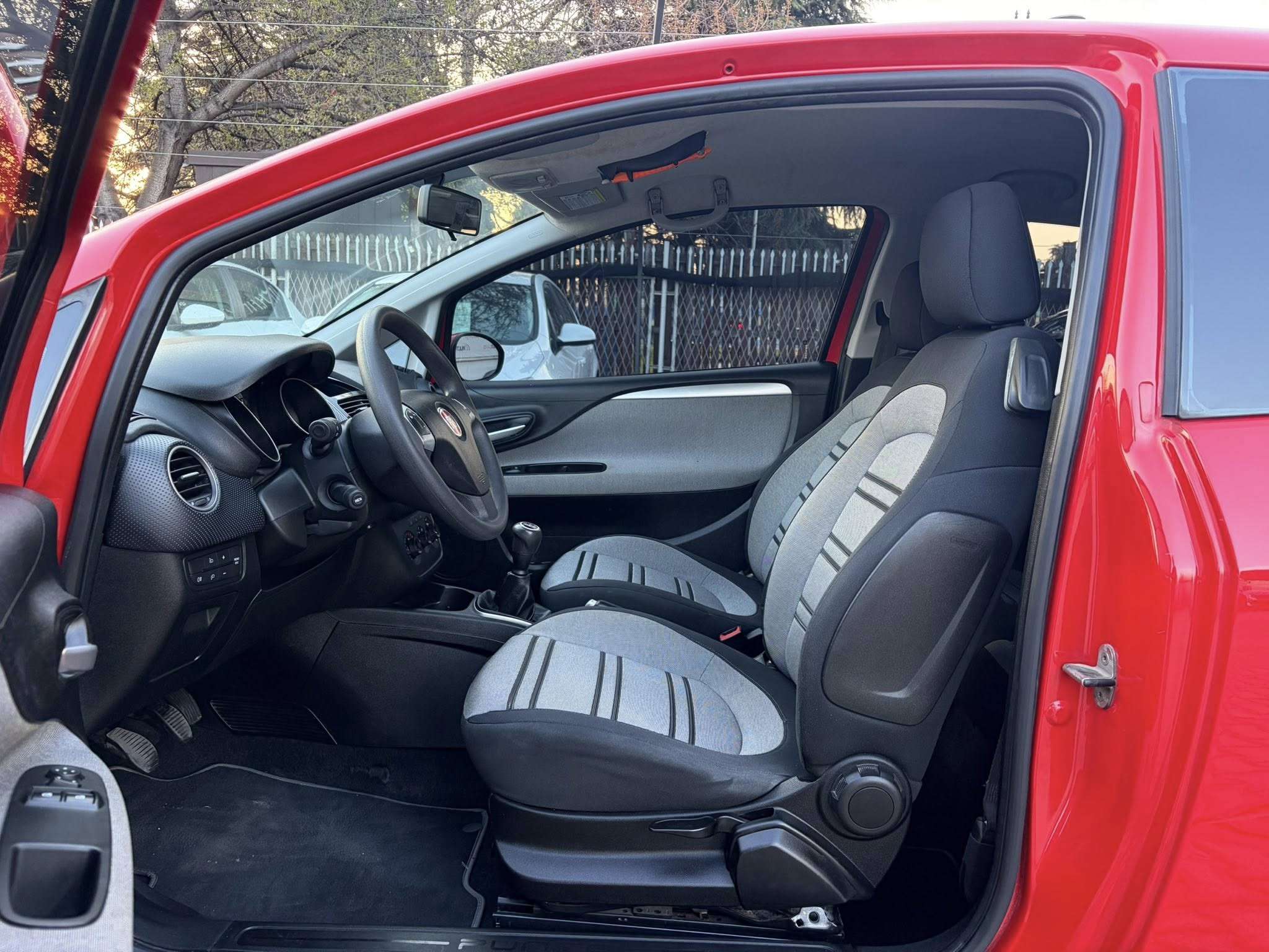 
								FIAT PUNTO EVO – 1.3 JTD – 2011 full									