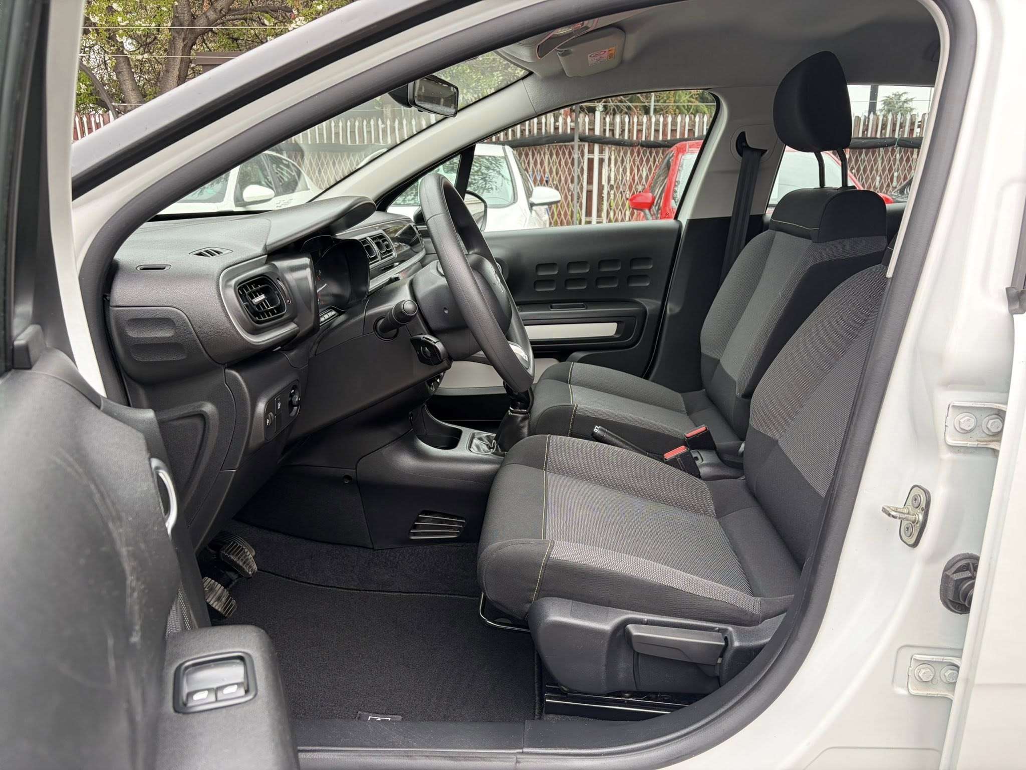 
								CITROEN C3 Facelift – 1.2 PureTech – 2021 full									