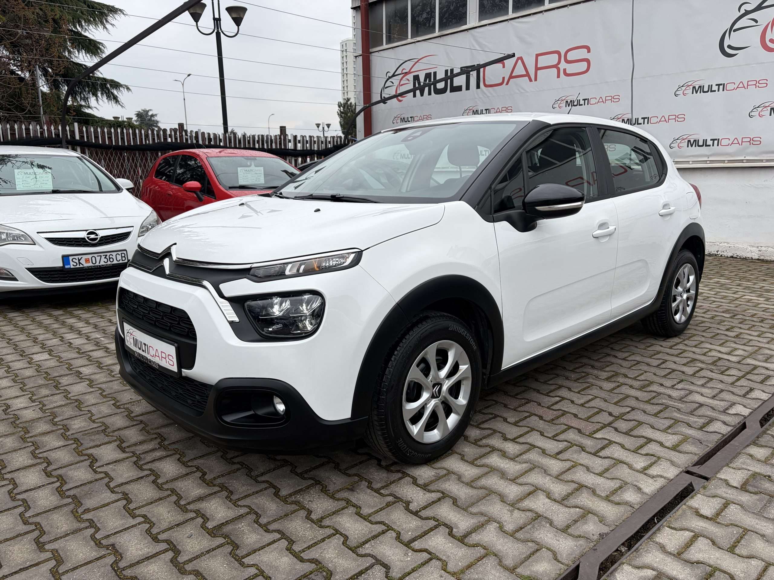 CITROEN C3 Facelift - 1.2 PureTech - 2021