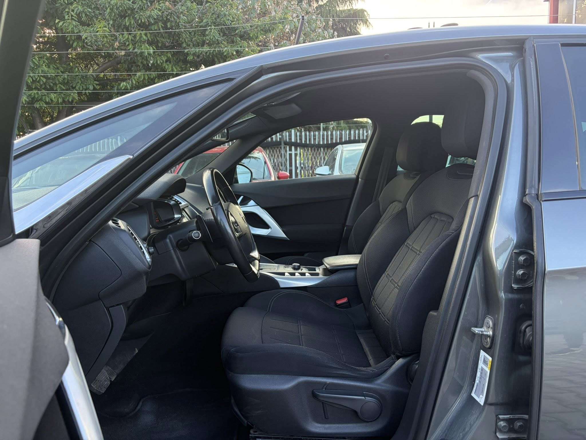 
								CITROEN DS5 – 1.6HDI – 2013 full									