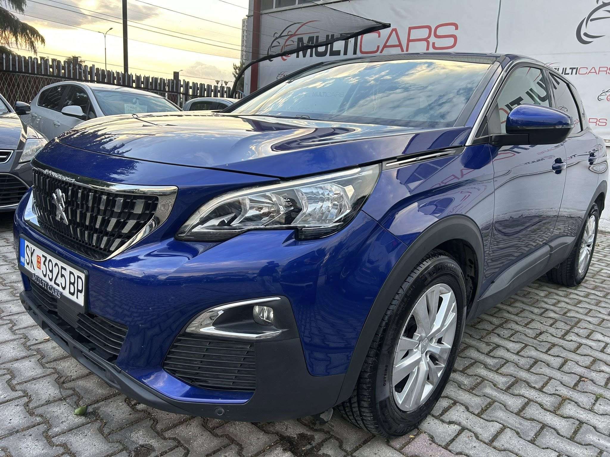 PEUGEOT 3008 - 1.5 HDI - 2019