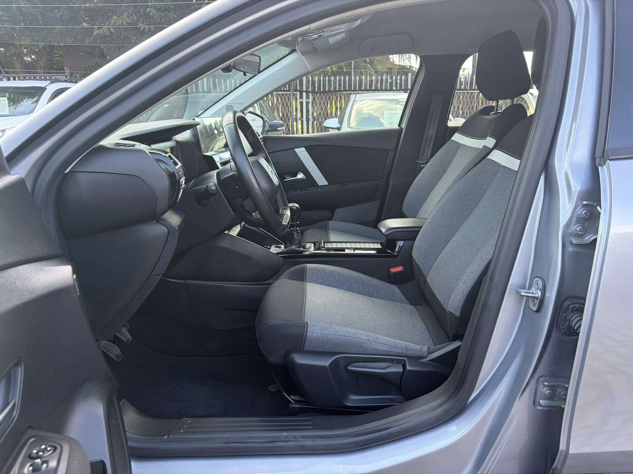 
								CITROEN C4 Berline – 1.2I – 2022 full									