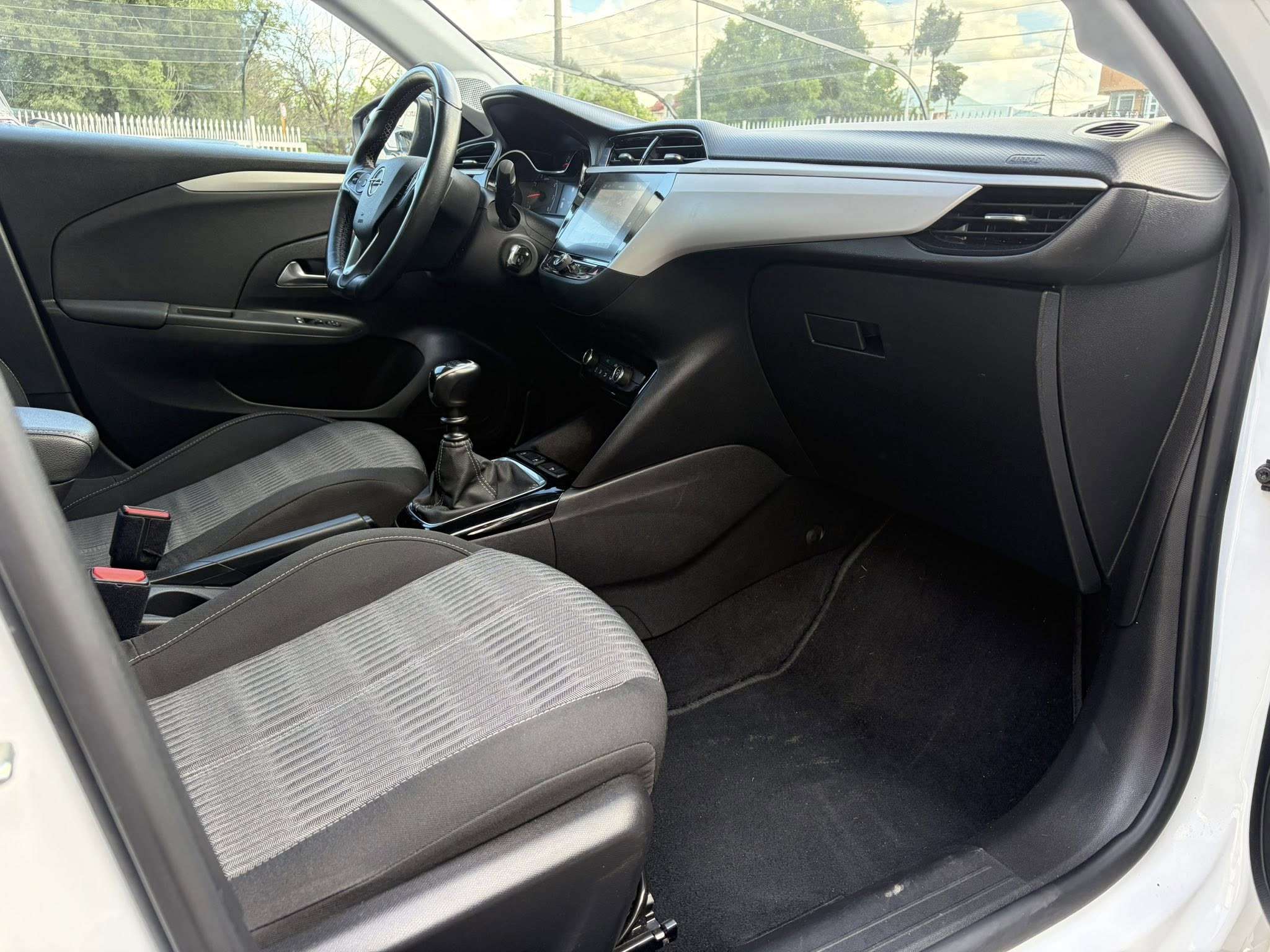 
								OPEL CORSA Business Edition – 1.2I – 2021 full									