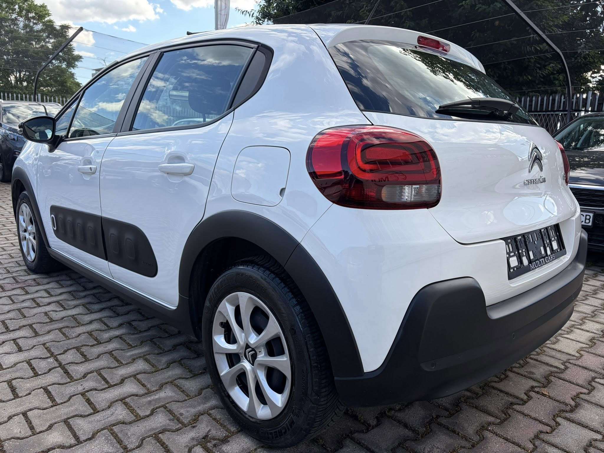 
								CITROEN C3 – 1.2I – 2018 full									