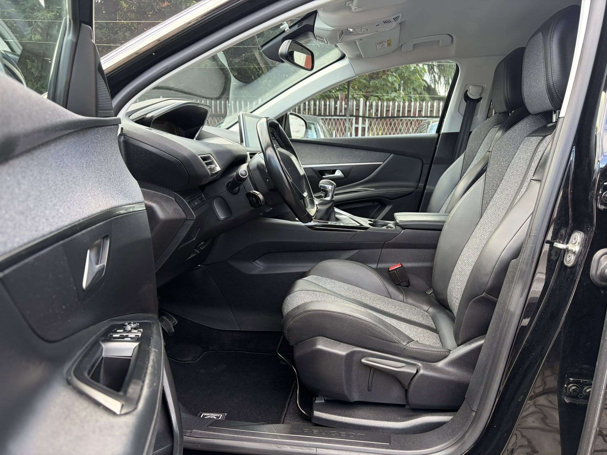 
								PEUGEOT 3008 Allure – 1.5 HDI – 2019 full									
